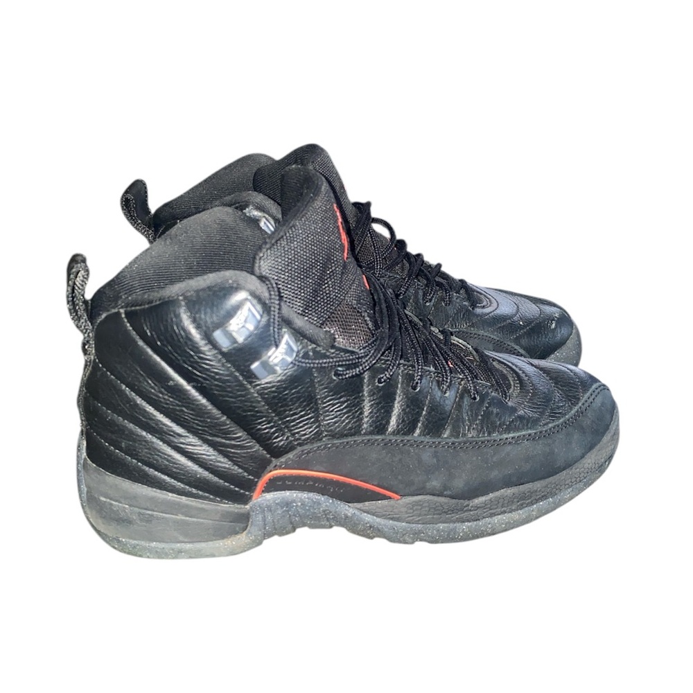 🔥 Air Jordan Retro 12s | Youth Size 6 🔥